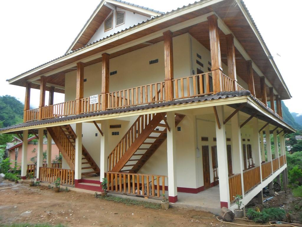 Vongmany Guesthouse Nong Khiaw Exterior photo